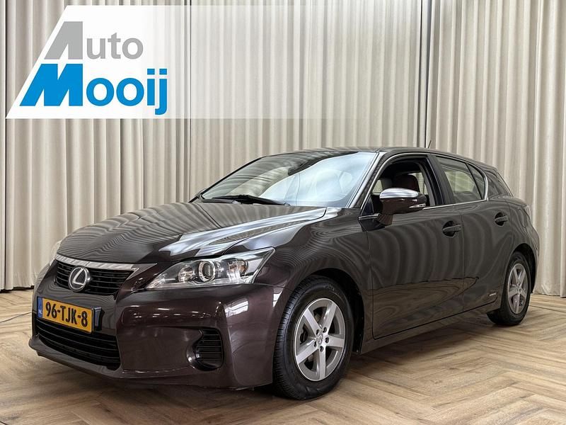 Bruin Gebruikt 2012 Lexus CT200h Hatchback | € 6.950 (Eerlijke prijs) - Afbeelding 1/4