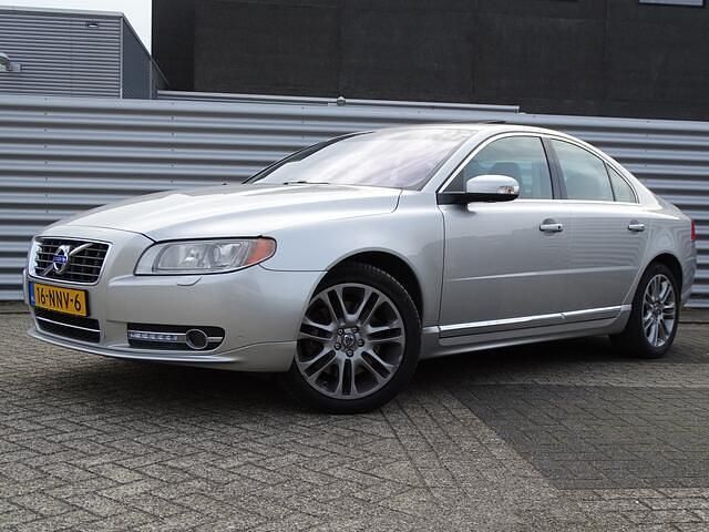 Grijs Gebruikt 2008 Volvo S80 Summum Sedan | € 17.940 (Iets duurder) - Afbeelding 1/4