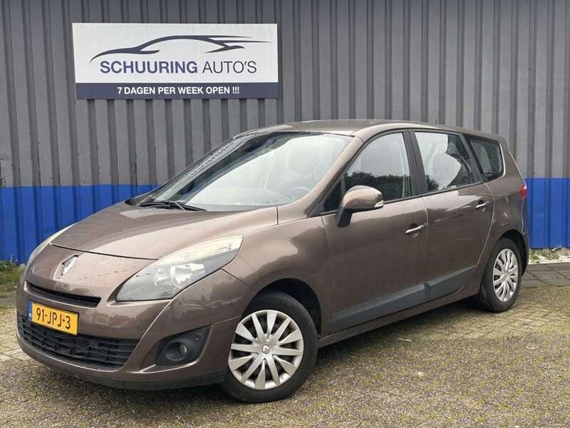 Bruin Gebruikt 2009 Renault Grand Scénic III Expression MPV | € 1.999 (Goede deal) - Afbeelding 1/4