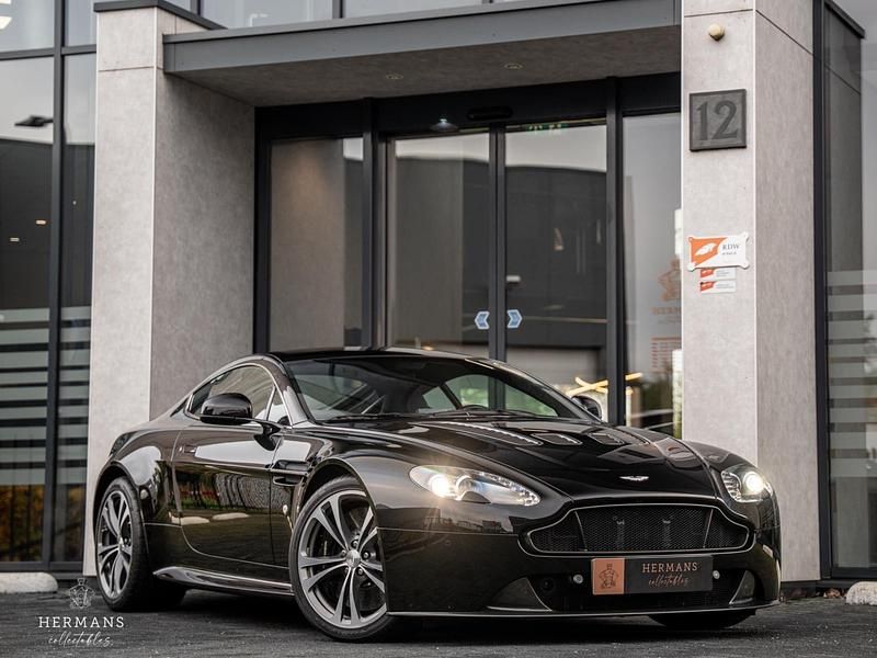 Zwart Gebruikt 2009 Aston Martin Vantage Coupé | € 124.950 - Afbeelding 1/4