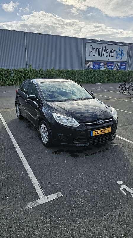 Gebruikt 2012 Ford Focus Ambiente Sedan | € 5.800 (Eerlijke prijs) - Afbeelding 1/4