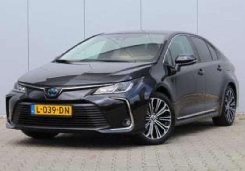 Zwart Gebruikt 2021 Toyota Corolla Plus Sedan | € 17.500 (Super prijs) - Afbeelding 1/4