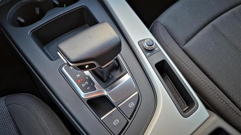 Occasion Audi A4 Proline 150 PK (110 kW) 2020 Blauw Stationwagen