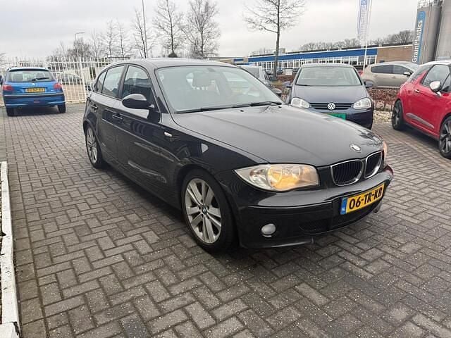 Occasion BMW 118 129 PK (94 kW) 2007 Zwart Hatchback