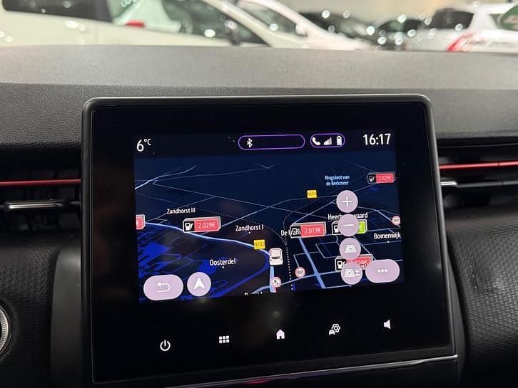 Occasion Renault Clio V Intens 101 PK (74 kW) 2020 Rood Hatchback