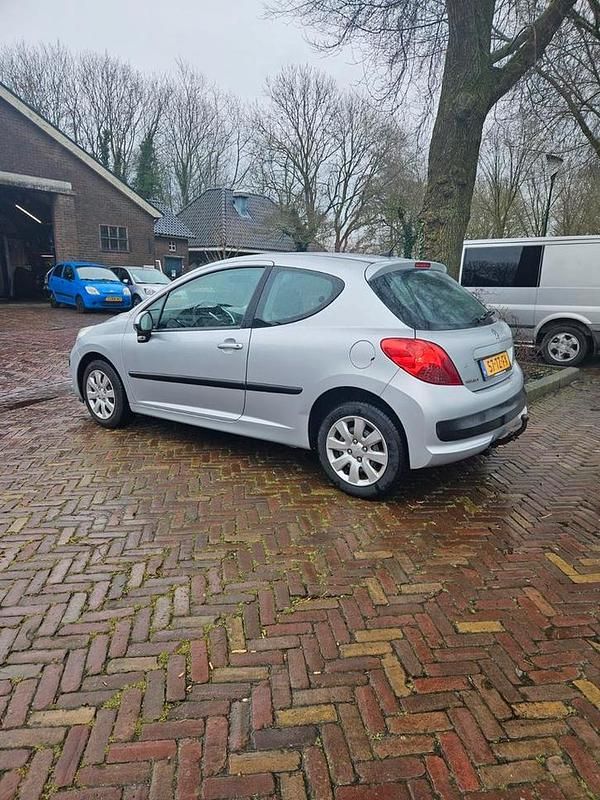 Occasion Peugeot 207 88 PK (64 kW) 2007