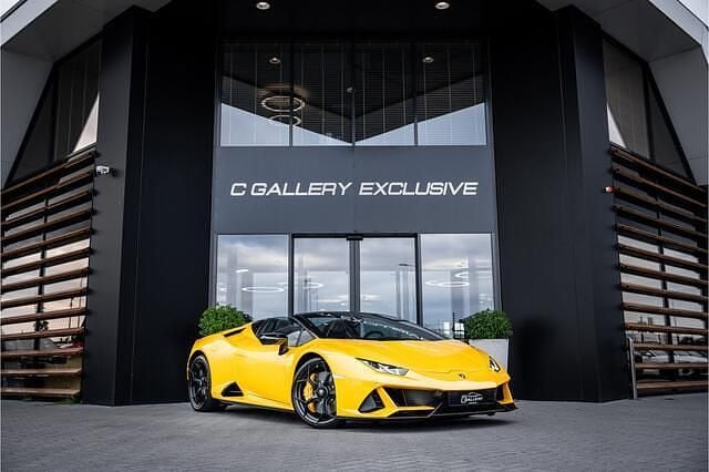 Geel Occasion 2019 Lamborghini Huracán Cabriolet | € 329.995 (Duur) - Afbeelding 1/4