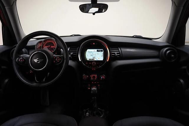 Occasion Mini Cooper Business 136 PK (100 kW) 2015 Rood Hatchback