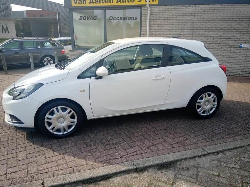 Wit Gebruikt 2017 Opel Corsa Edition Hatchback | € 7.450 (Eerlijke prijs) - Afbeelding 1/4