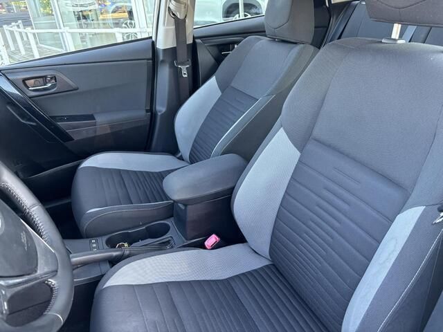 Occasion Toyota Auris Touring Sports 136 PK (100 kW) 2016 Wit Stationwagen