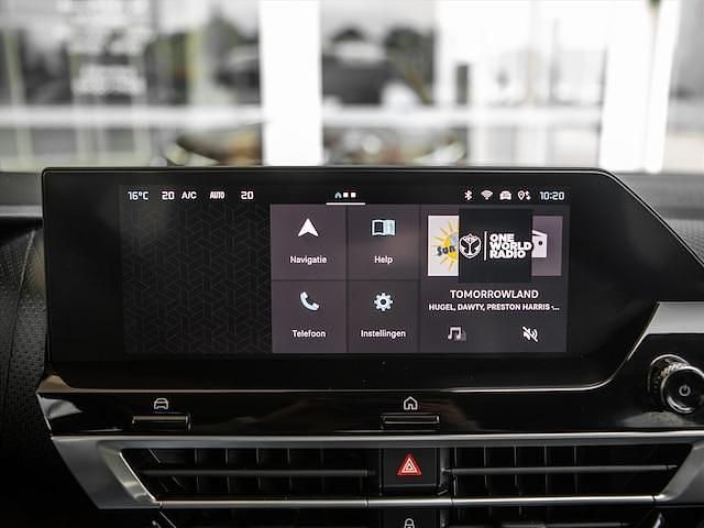 Occasion Citroën C4 PureTech 2024 Rood (metallic) SUV