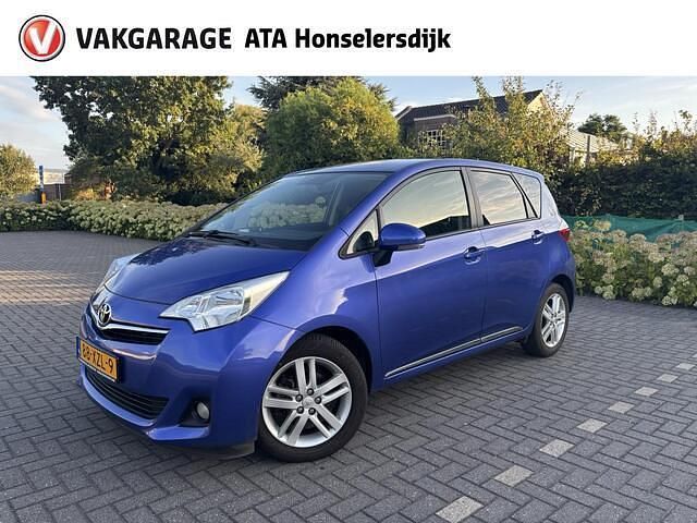 Blauw Gebruikt 2012 Toyota Verso-S MPV | € 9.450 (Eerlijke prijs) - Afbeelding 1/4