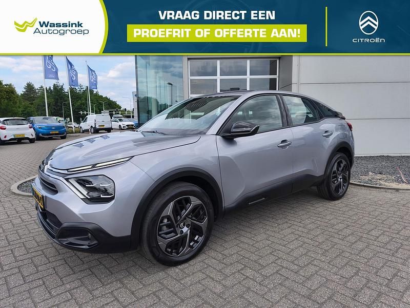 Grijs Gebruikt 2023 Citroën C4 Feel Hatchback | € 20.935 (Eerlijke prijs) - Afbeelding 1/4