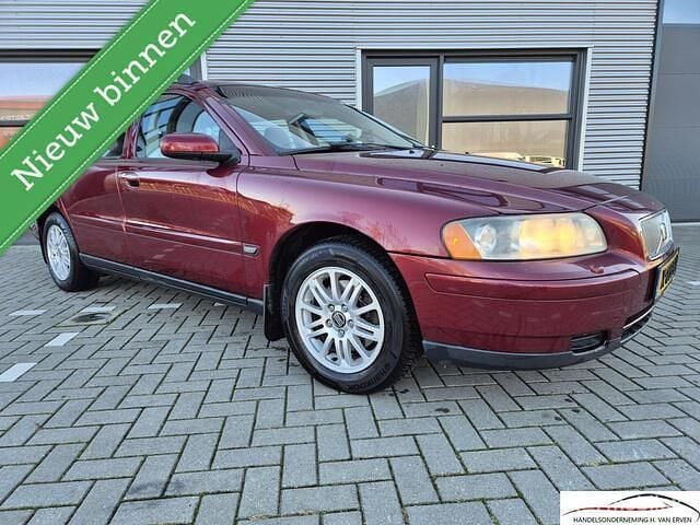 Rood Gebruikt 2006 Volvo V70 Stationwagen | € 2.900 (Super prijs) - Afbeelding 1/4