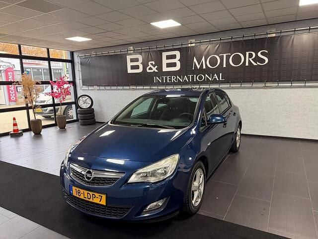 Blauw Gebruikt 2010 Opel Astra Sport Hatchback | € 2.780 (Goede deal) - Afbeelding 1/4