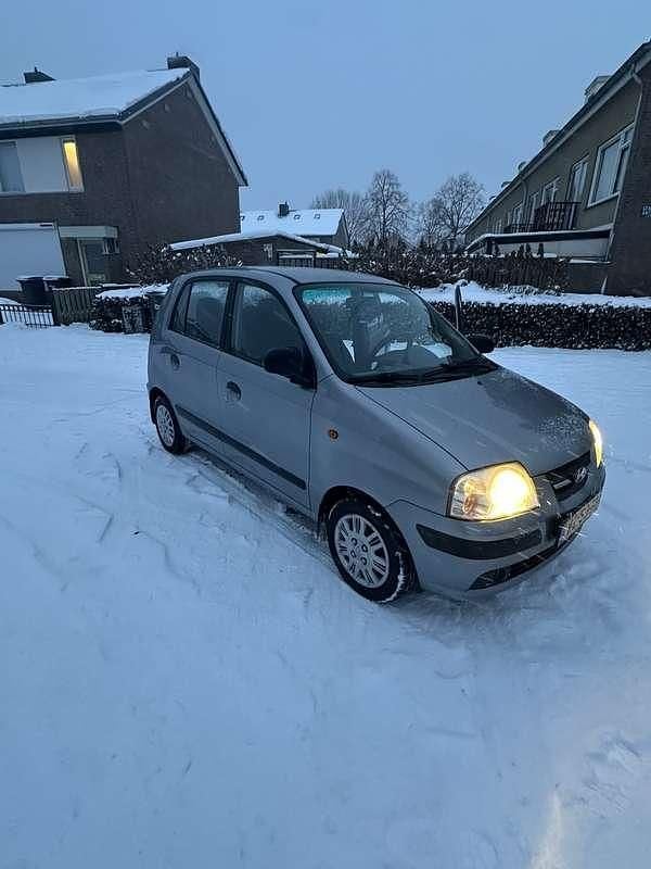 Occasion Hyundai Atos 63 PK (46 kW) 2006 Grijs Hatchback