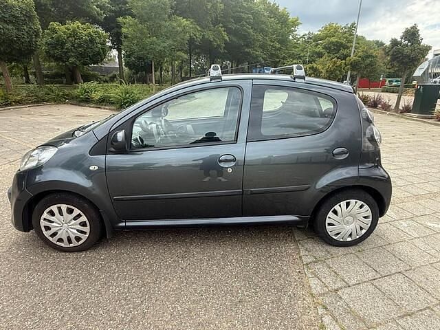 Grijs Gebruikt 2007 Citroën C1 Hatchback | € 1.900 (Eerlijke prijs) - Afbeelding 1/4