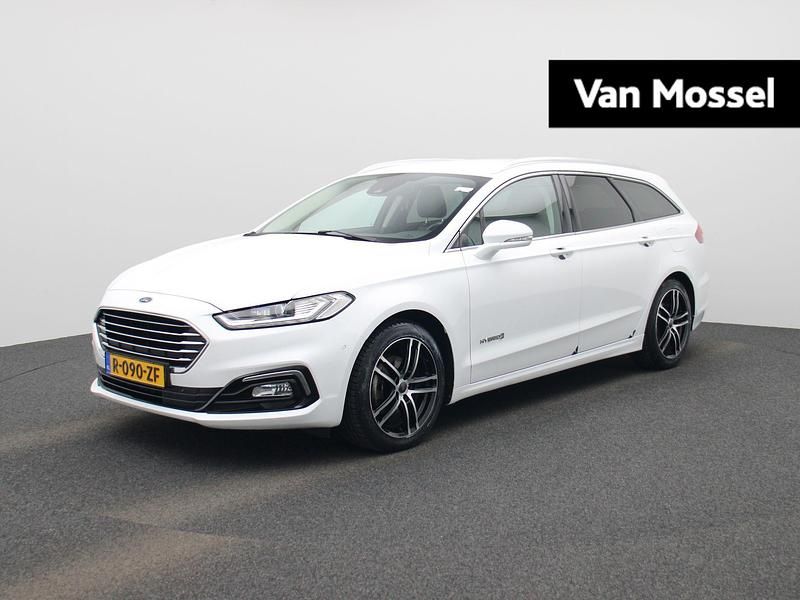 Wit Occasion 2022 Ford Mondeo ST-Line Stationwagen | € 18.900 (Goede deal) - Afbeelding 1/4