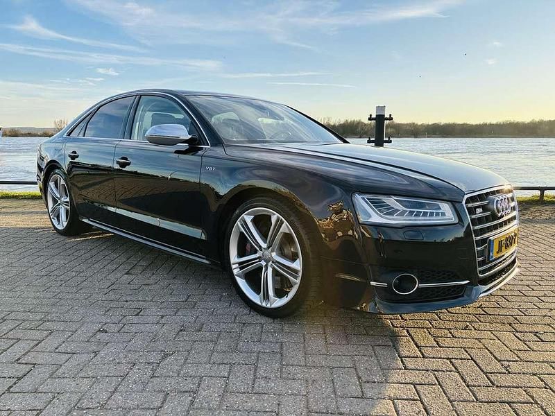Occasion Audi S8 Sport 520 PK (382 kW) 2016 Zwart Sedan