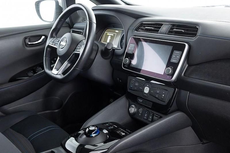 Occasion Nissan Leaf N-Connecta 110 kW (150 PK) 2019 Wit Hatchback