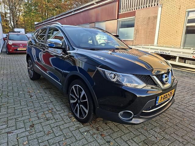 Occasion Nissan Qashqai Tekna 116 PK (85 kW) 2014 Zwart SUV