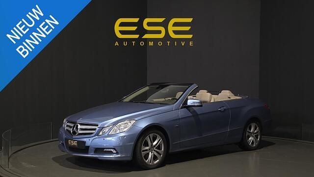 Blauw Gebruikt 2010 Mercedes E220 Elegance Cabriolet | € 13.995 (Duur) - Afbeelding 1/4