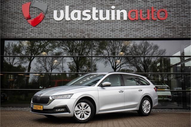 Grijs, metallic lak Gebruikt 2021 Skoda Octavia Business Line Stationwagen | € 17.450 (Eerlijke prijs) - Afbeelding 1/4