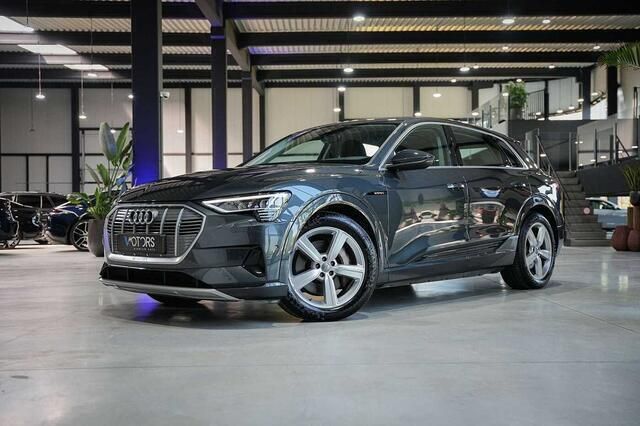 Grijs Gebruikt 2020 Audi e-tron SUV | € 29.995 (Eerlijke prijs) - Afbeelding 1/4