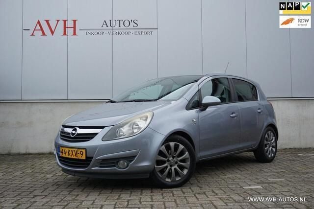 Grijs Gebruikt 2010 Opel Corsa Edition Hatchback | € 2.950 (Eerlijke prijs) - Afbeelding 1/4