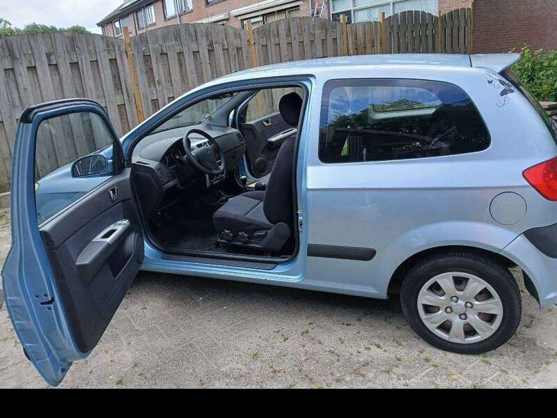 Blauw Gebruikt 2008 Hyundai Getz Active Hatchback | € 2.000 (Eerlijke prijs) - Afbeelding 1/4