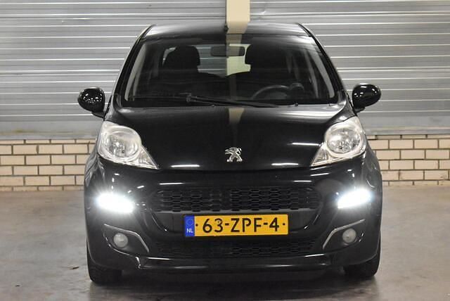 Occasion Peugeot 107 Active 68 PK (50 kW) 2013 Zwart Hatchback