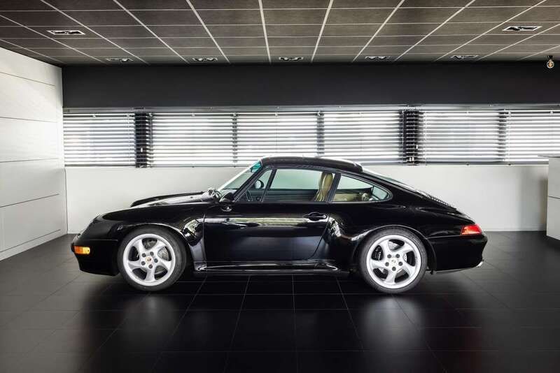 Zwart Gebruikt 1998 Porsche 993 Coupé | € 107.500 - Afbeelding 1/4