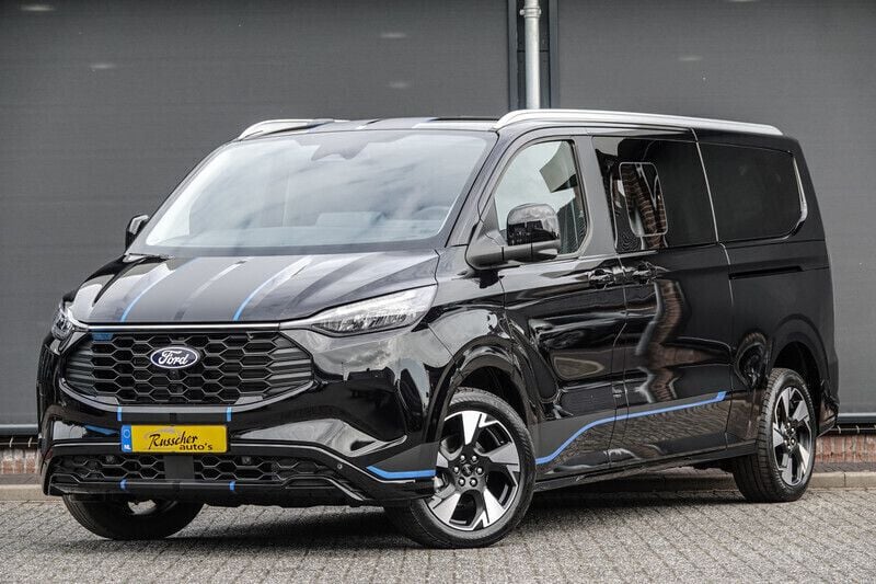 Zwart Nieuw 2025 Ford Tourneo Sport Van | € 69.950 (Eerlijke prijs) - Afbeelding 1/4