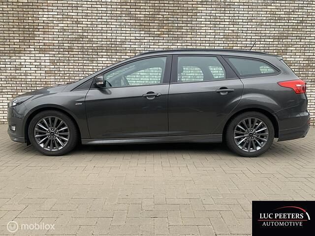 Occasion Ford Focus ST-Line 125 PK (91 kW) 2017 Grijs Stationwagen