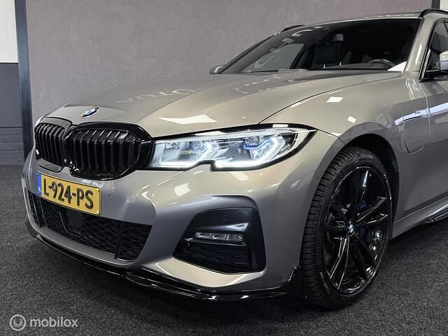 Occasion BMW 330 Shadowline 295 PK (216 kW) 2021 Grijs Stationwagen