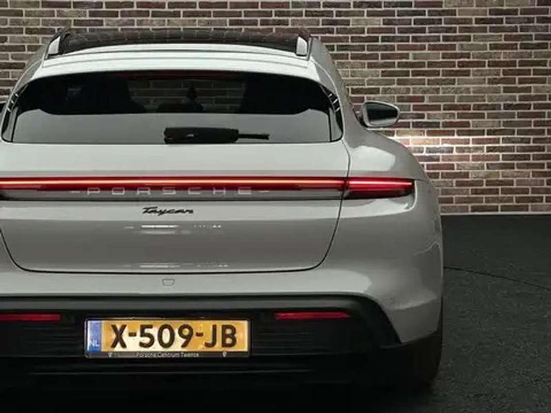 Occasion Porsche Taycan Sport Turismo 280 kW (381 PK) 2024 Grijs Stationwagen