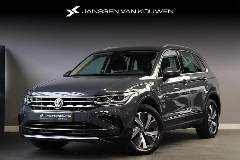 Grijs Occasion 2021 VW Tiguan Elegance SUV | € 28.845 (Eerlijke prijs) - Afbeelding 1/4