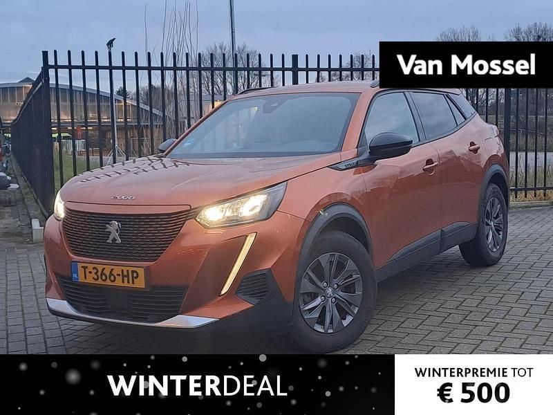 Oranje Occasion 2023 Peugeot e-2008 Style SUV | € 19.840 (Goede deal) - Afbeelding 1/4