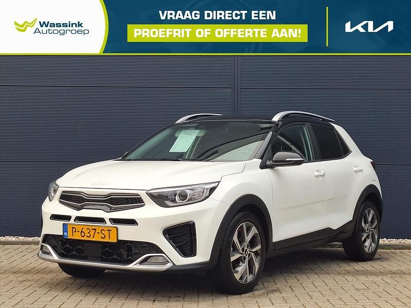 Wit Occasion 2022 Kia Stonic GT-Line SUV | € 18.990 (Eerlijke prijs) - Afbeelding 1/4