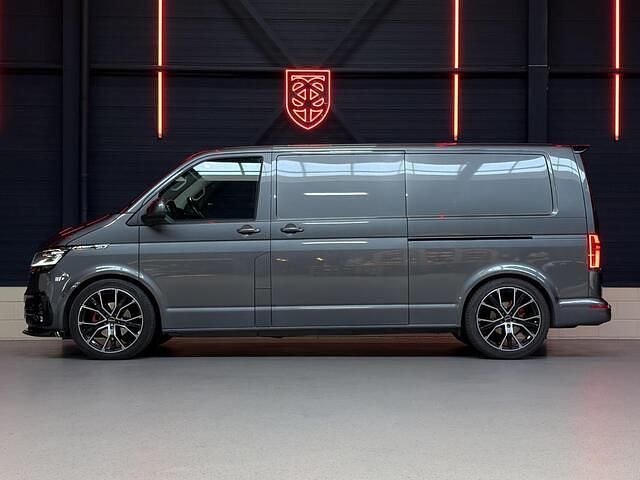 Occasion VW T6.1 150 PK (110 kW) 2023 Grijs Van