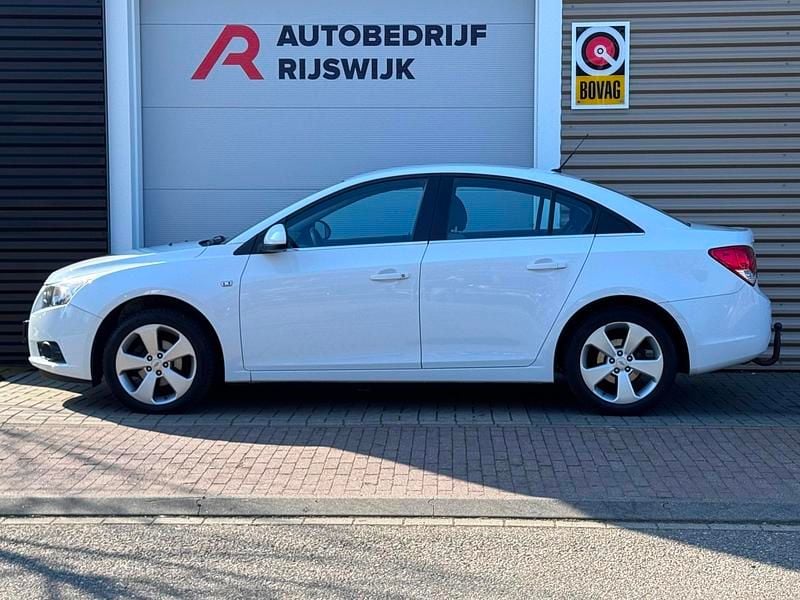 Occasion Chevrolet Cruze LT 142 PK (104 kW) 2011 Wit Sedan