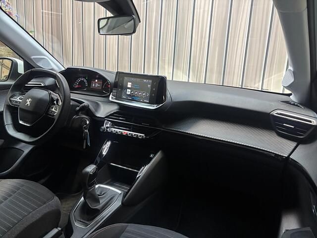 Occasion Peugeot 208 Active 75 PK (55 kW) 2021 Wit Hatchback