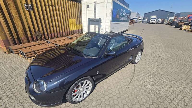 Grijs Gebruikt 2003 MG F Trophy Cabriolet | € 6.000 - Afbeelding 1/4