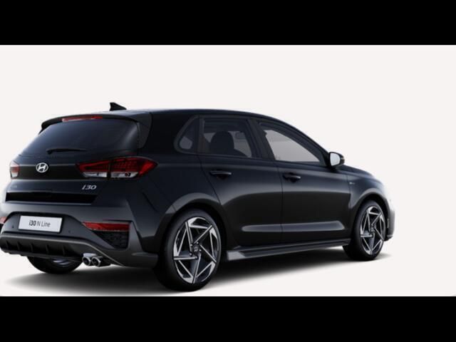 Zwart Nieuw 2025 Hyundai i30 N Line Sedan | € 32.947 (Eerlijke prijs) - Afbeelding 1/3
