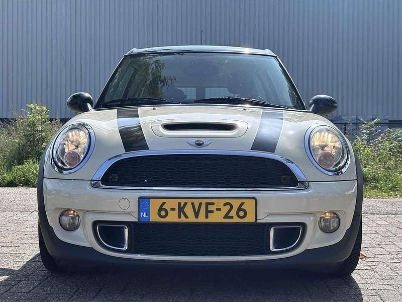 Wit Gebruikt 2011 Mini Cooper S Clubman Stationwagen | € 4.990 (Goede deal) - Afbeelding 1/4