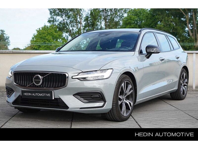 Grijs Gebruikt 2022 Volvo V60 Stationwagen | € 39.995 (Iets duurder) - Afbeelding 1/4
