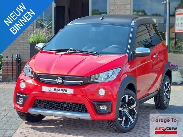 Rood Gebruikt 2023 Aixam e-Crossover Hatchback | € 17.450 - Afbeelding 1/4
