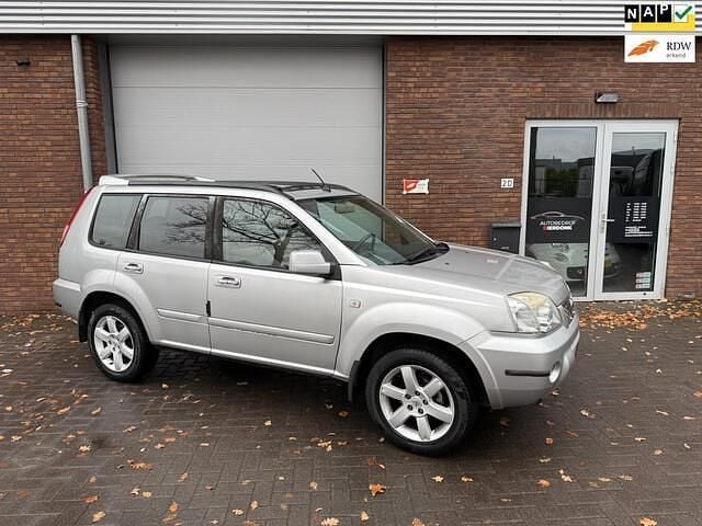 Grijs Gebruikt 2007 Nissan X-Trail Style Edition SUV | € 4.999 - Afbeelding 1/4