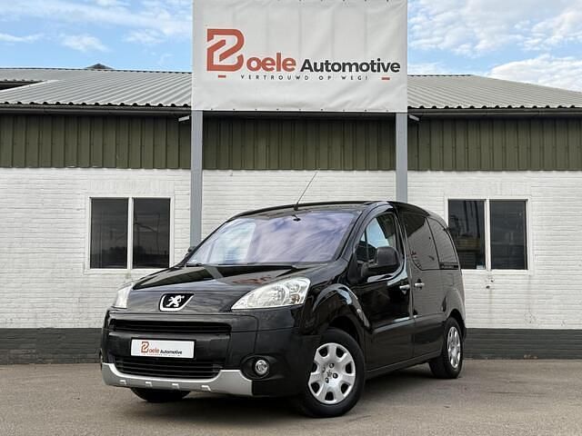 Zwart Gebruikt 2009 Peugeot Partner Tepee MPV | € 5.995 (Duur) - Afbeelding 1/4