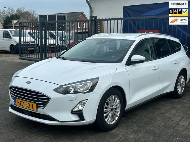 Wit Gebruikt 2019 Ford Focus Business Edition Stationwagen | € 11.988 (Goede deal) - Afbeelding 1/4